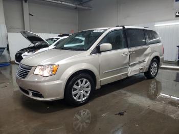  Salvage Chrysler Minivan