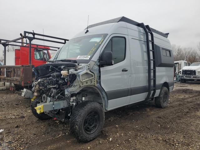  Salvage Mercedes-Benz Sprinter