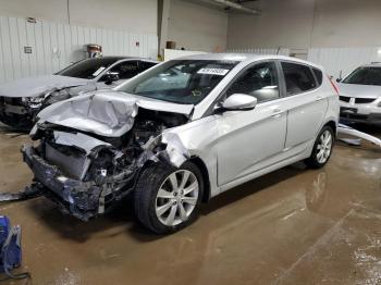  Salvage Hyundai ACCENT