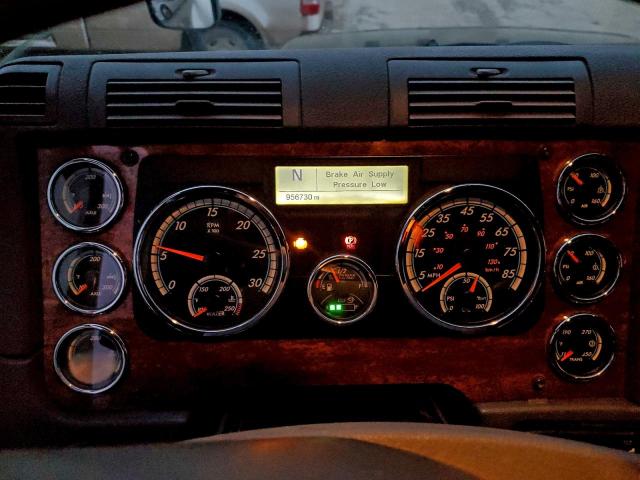 Freightliner Cascadia 1 Image 3