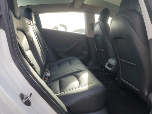 Tesla Model 3 Image 12