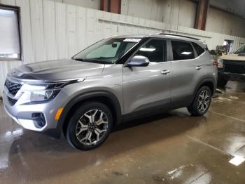  Salvage Kia Seltos
