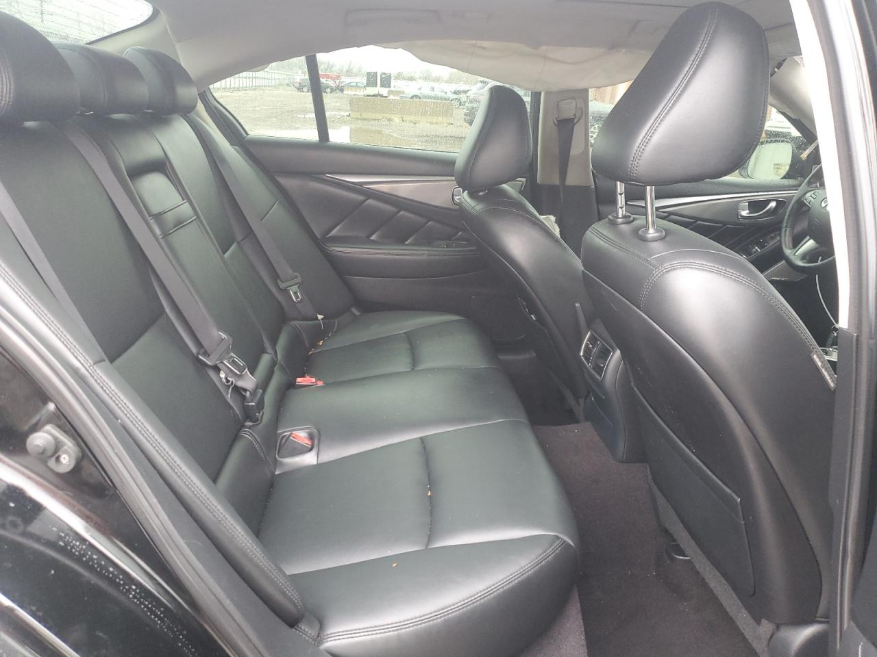 INFINITI Q50 Premium Image 11