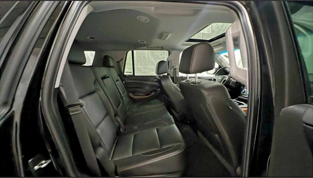 Chevrolet Tahoe K1500 Premier Image 3
