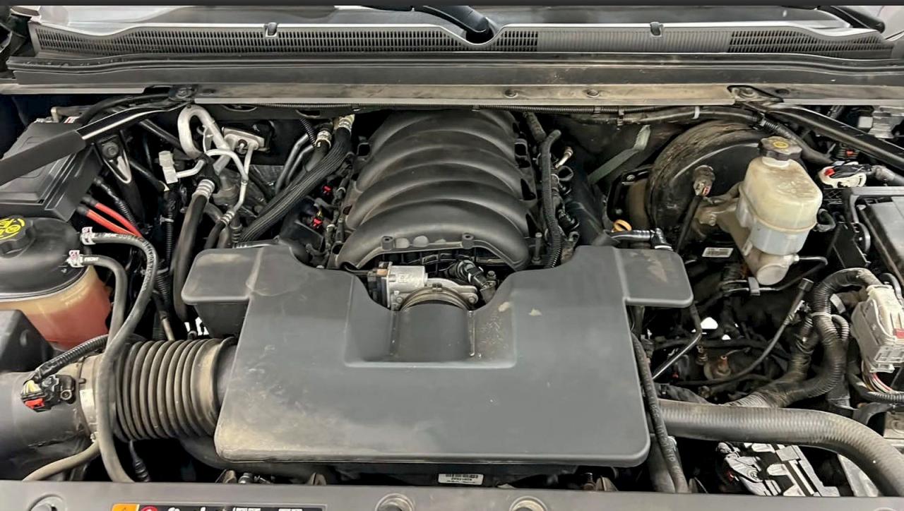 Chevrolet Tahoe K1500 Premier Image 9