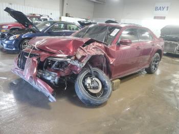  Salvage Chrysler 300