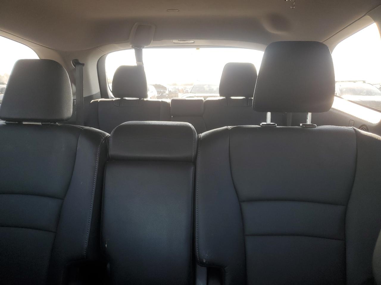 Honda Pilot Touring Image 14