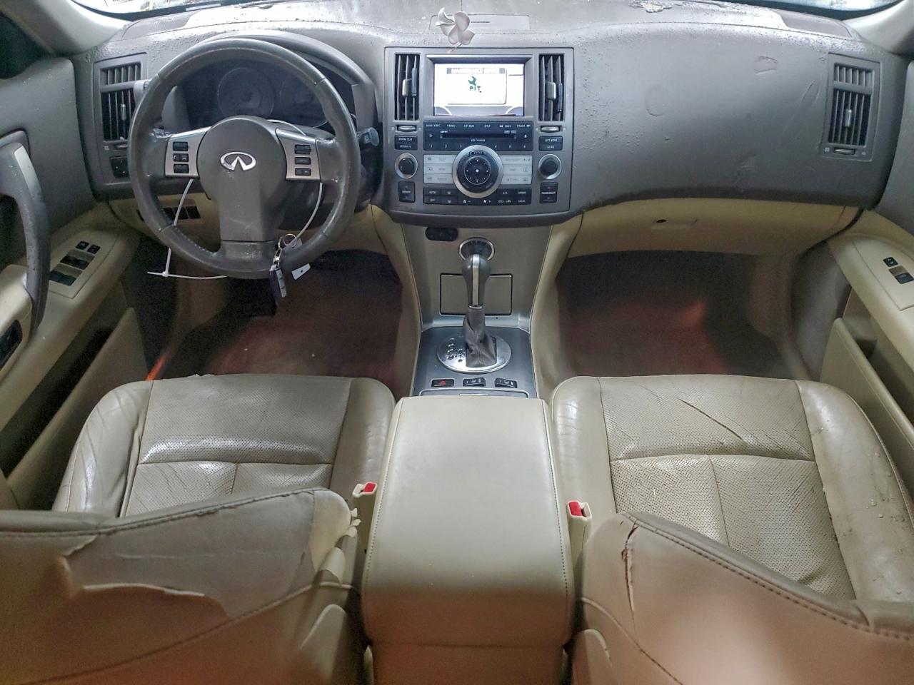 INFINITI Fx Image 10