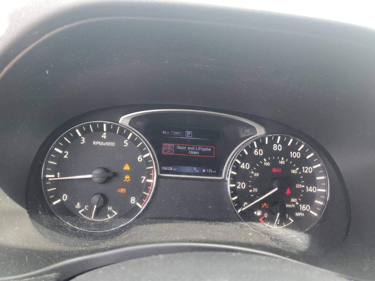 Nissan Pathfinder S Image 5