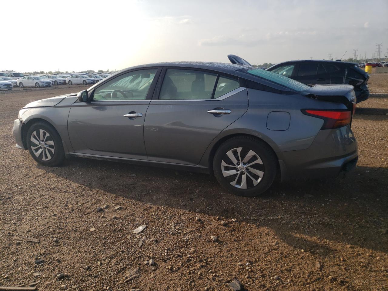 Nissan Altima S Image 4