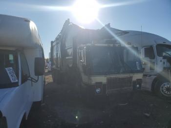  Salvage Mack 600 Le600
