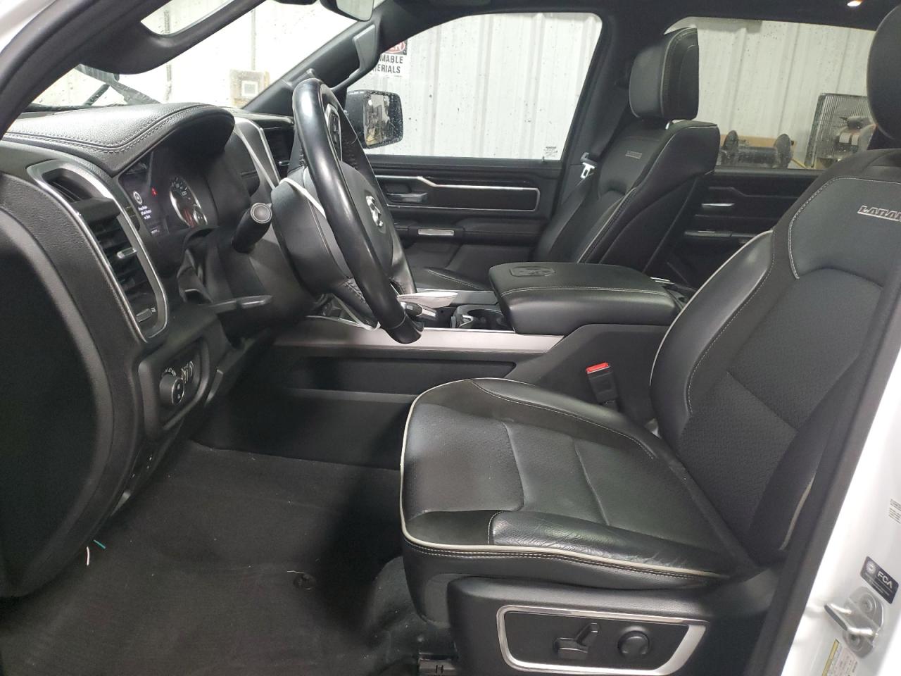 Ram 1500 Laramie Image 8