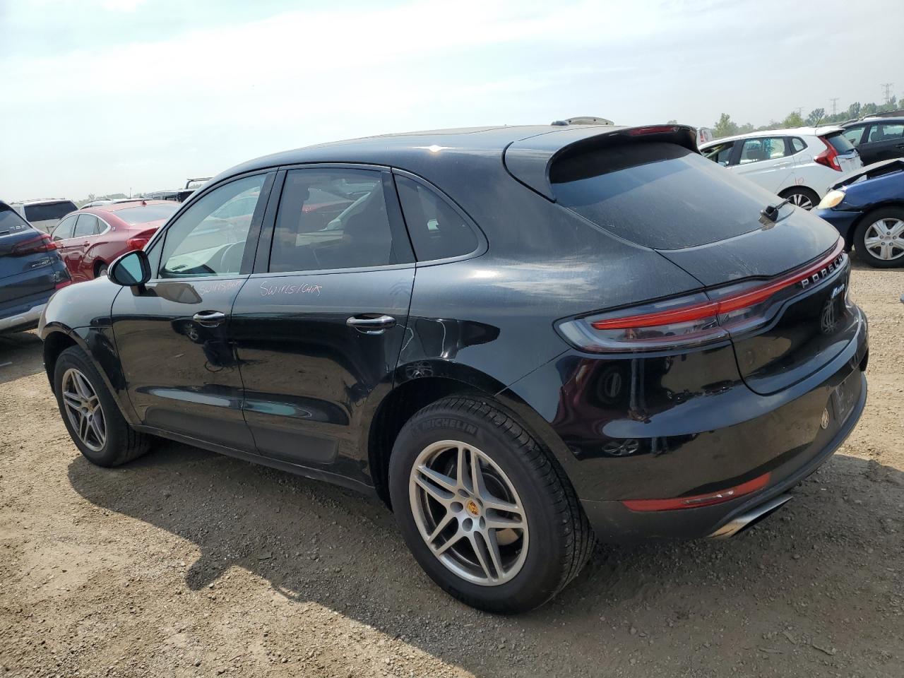 Porsche Macan Image 7