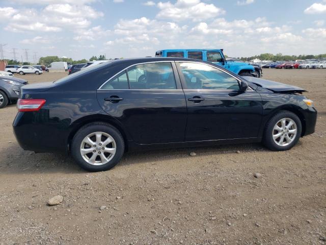 Toyota Camry Base Image 6