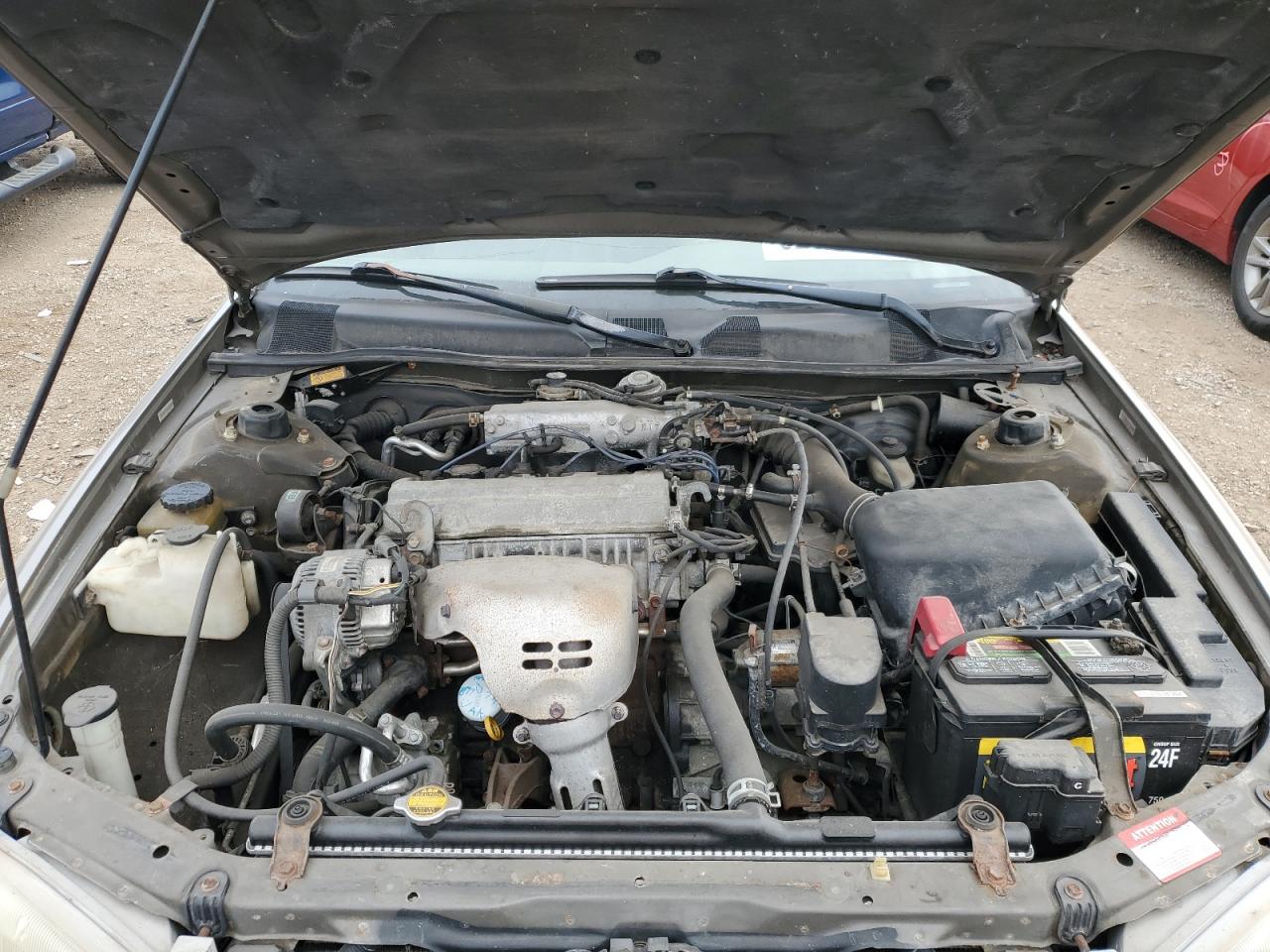 Toyota Camry Ce Image 8