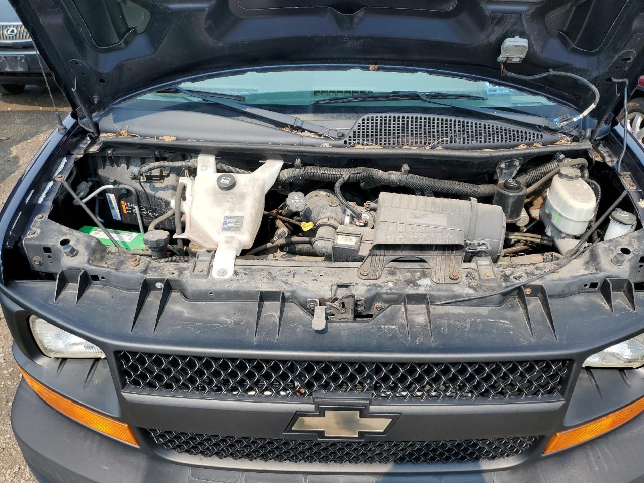 Chevrolet Express Ls Image 9