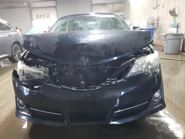 Toyota Camry Base Image 2