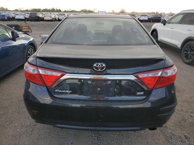 Toyota Camry Le Image 8