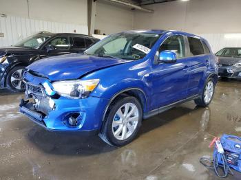  Salvage Mitsubishi Outlander