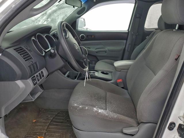 Toyota Tacoma Access Cab Image 5