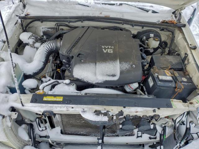 Toyota Tacoma Access Cab Image 7