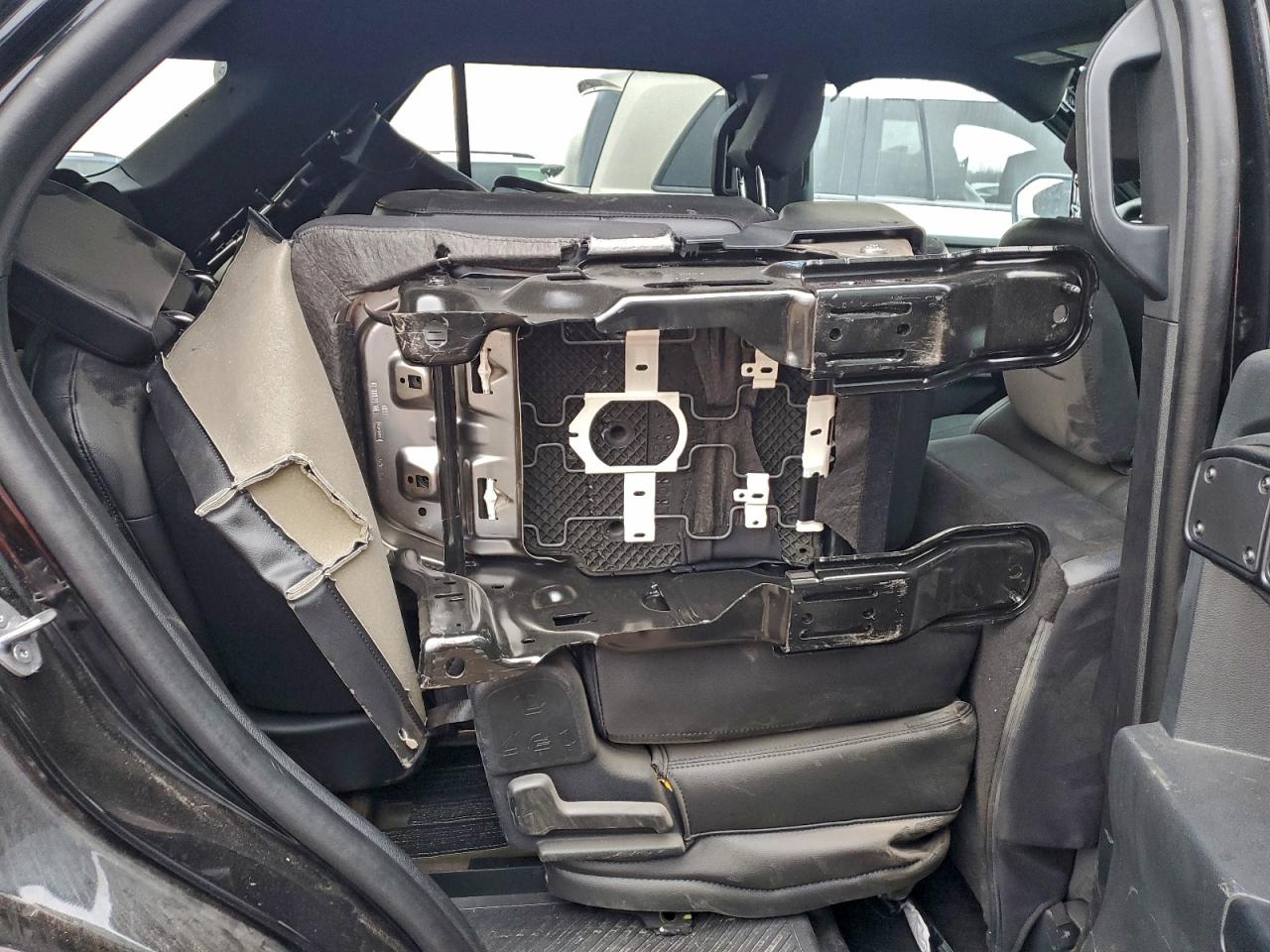 Ford Explorer Police Interceptor Image 13