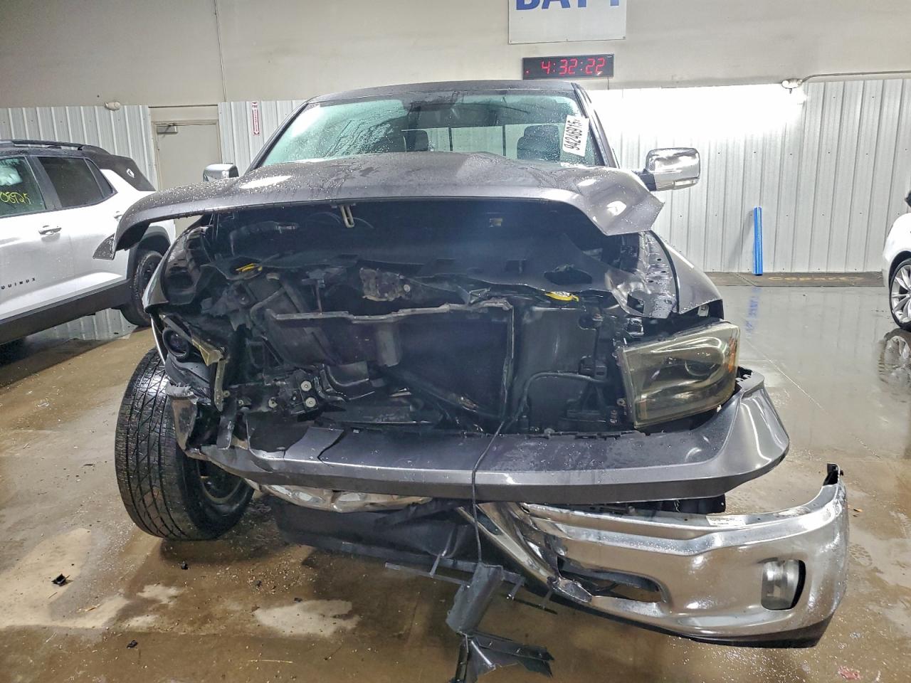 Ram 1500 Laramie Image 3