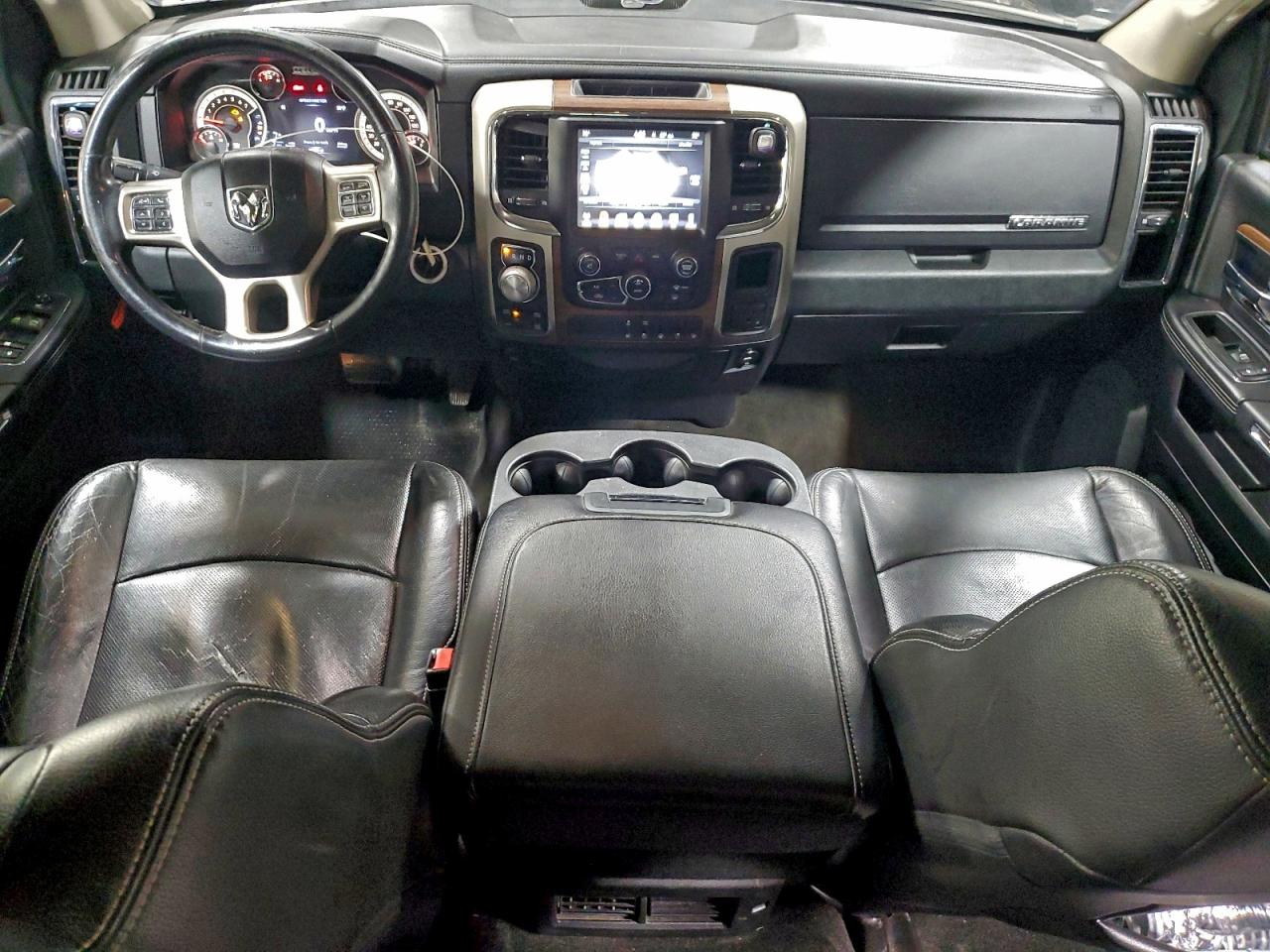 Ram 1500 Laramie Image 7