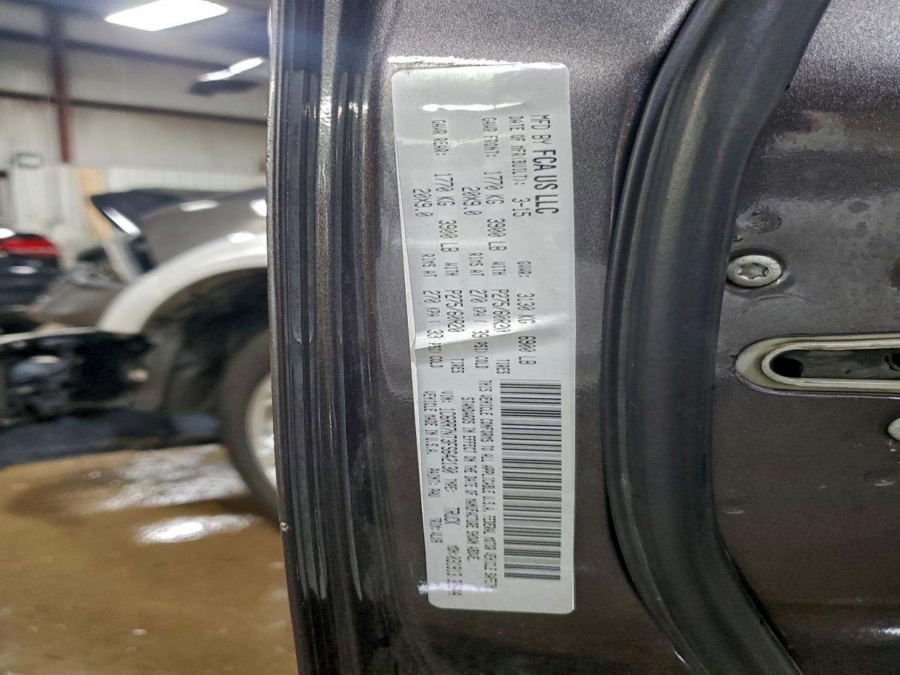 Ram 1500 Laramie Image 11