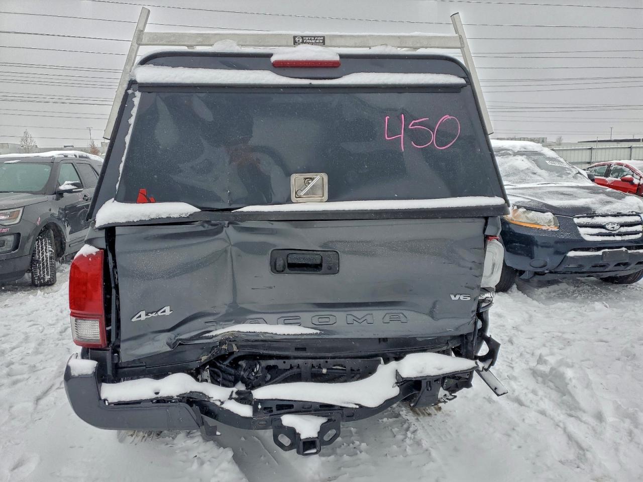 Toyota Tacoma Double Cab Image 6