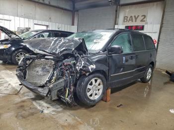  Salvage Chrysler Minivan