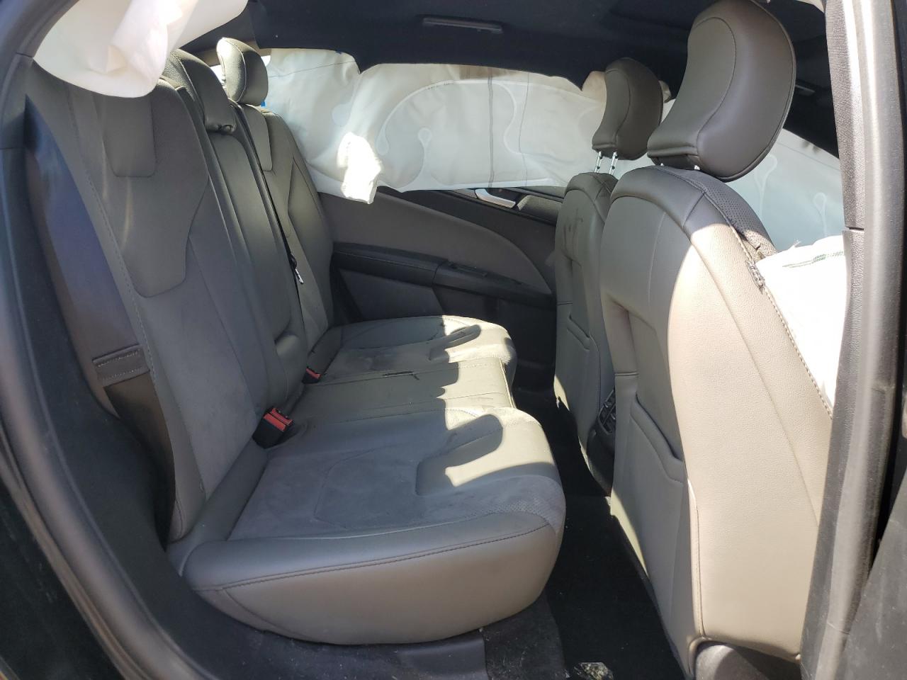 Ford Fusion Sport Image 4