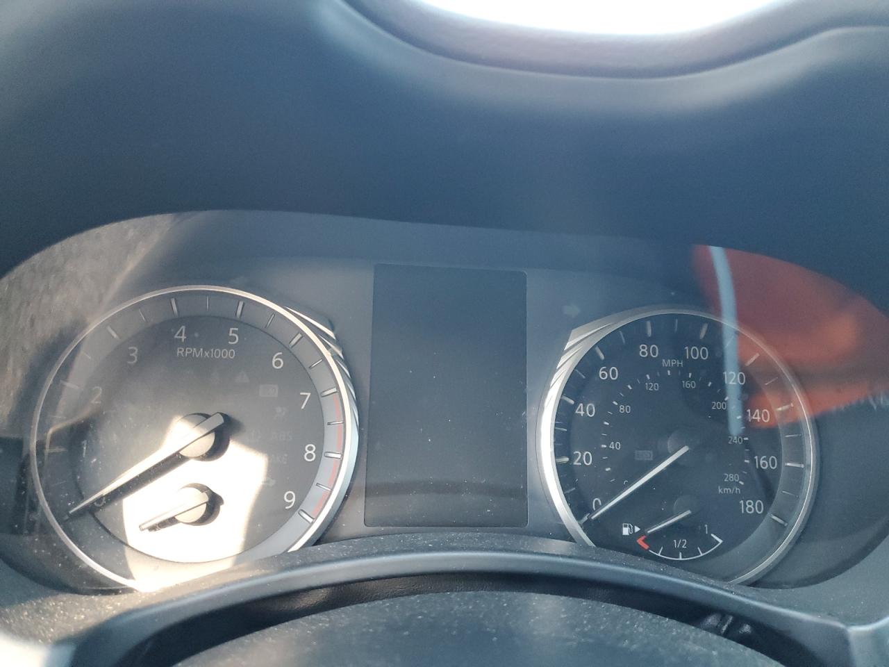 INFINITI Q50 Luxe Image 11