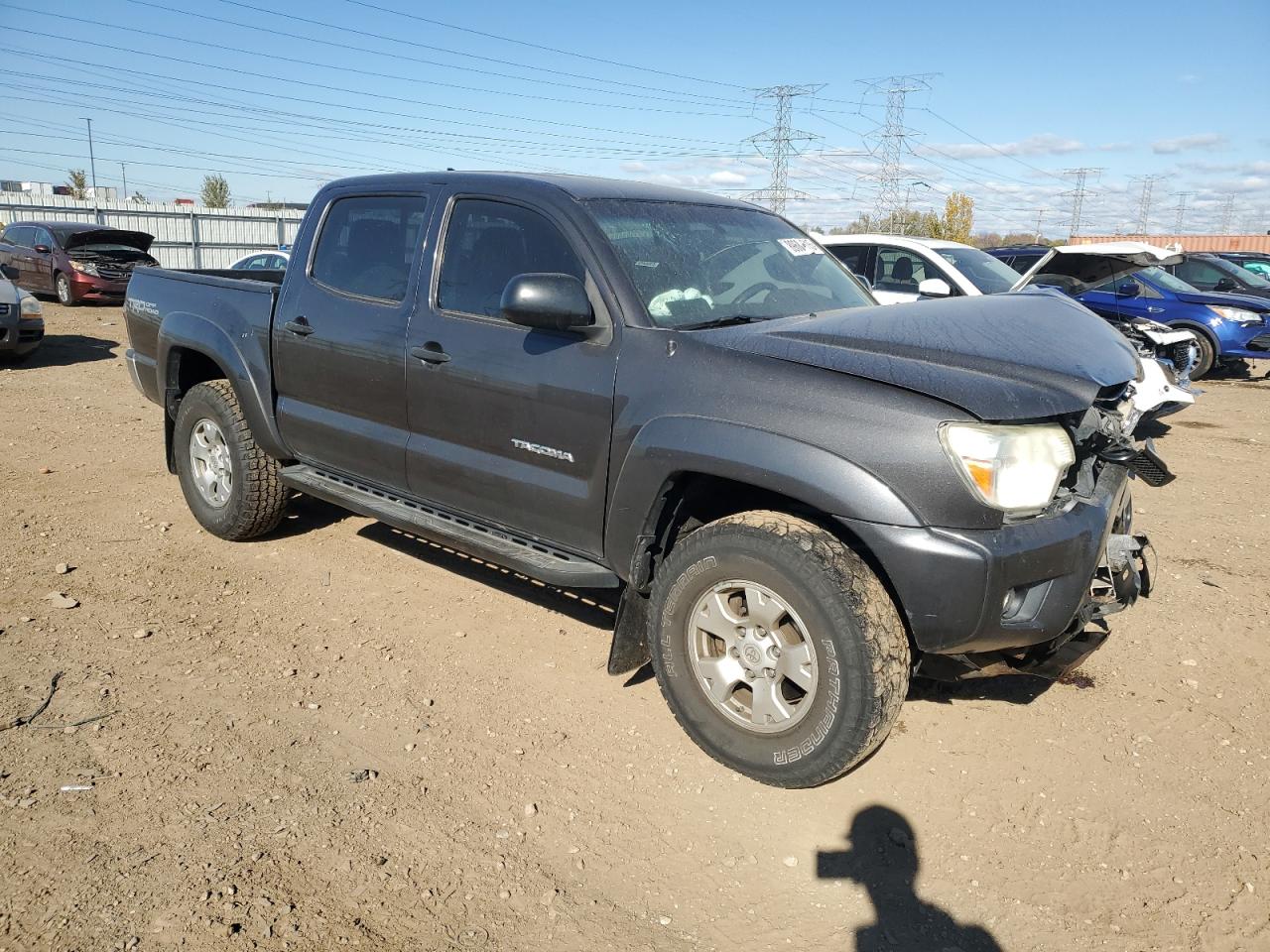 Toyota Tacoma Double Cab Image 3