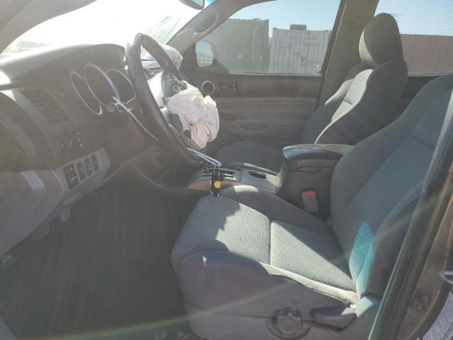 Toyota Tacoma Double Cab Image 12