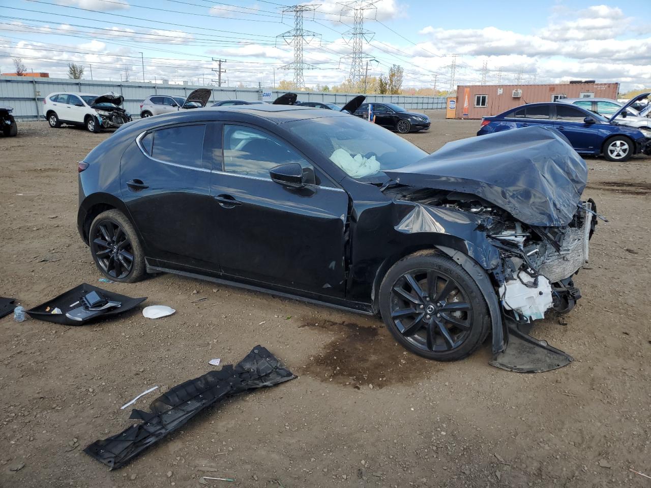 Mazda 3 Premium Image 2