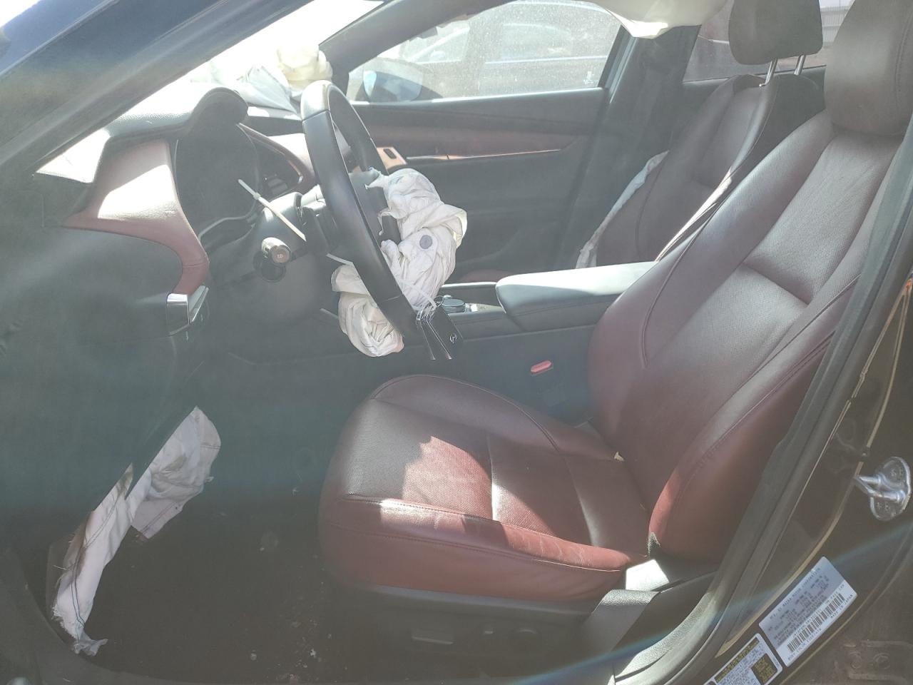 Mazda 3 Premium Image 5