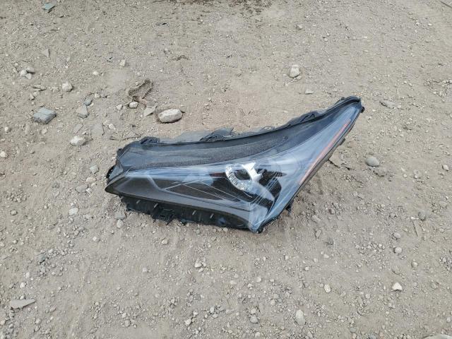 Lexus NX 300h Image 12