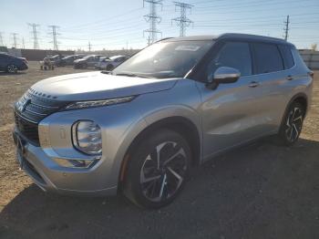  Salvage Mitsubishi Outlander