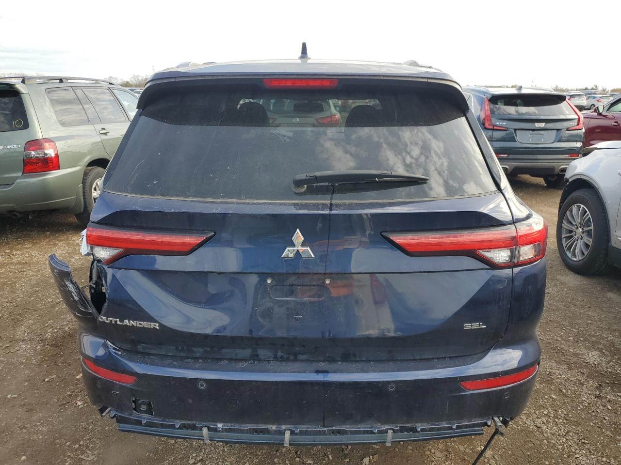 Mitsubishi Outlander Sel Image 6