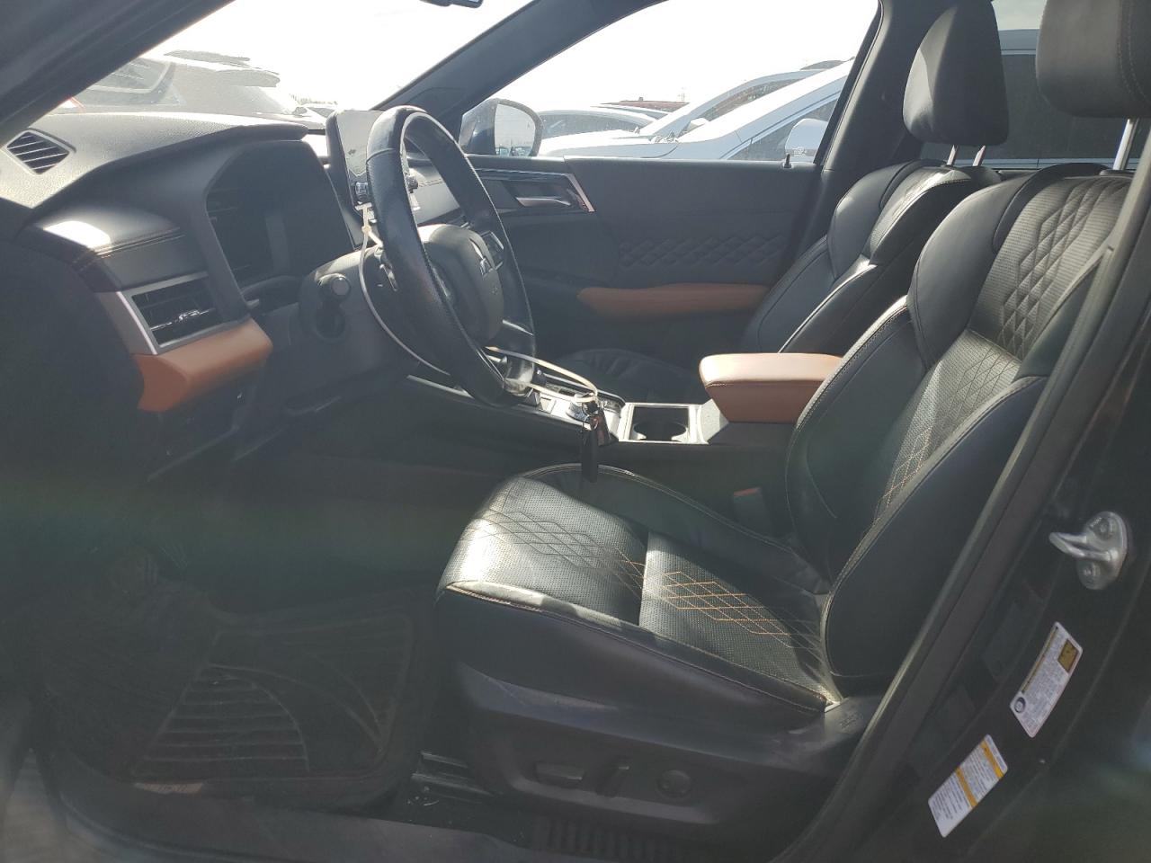 Mitsubishi Outlander Sel Image 7