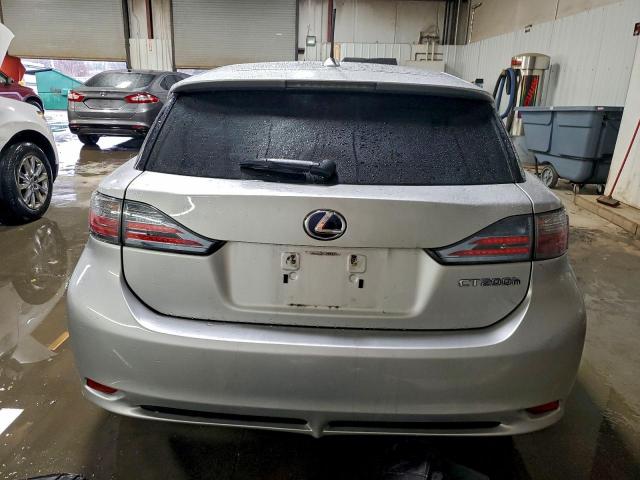 Lexus Ct 200 Image 2