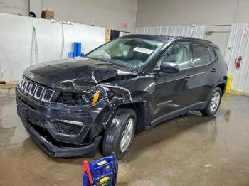  Salvage Jeep Compass