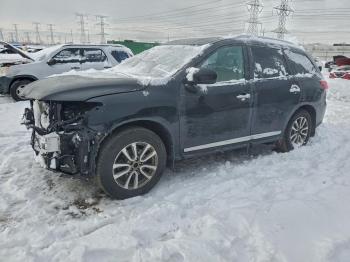  Salvage Nissan Pathfinder