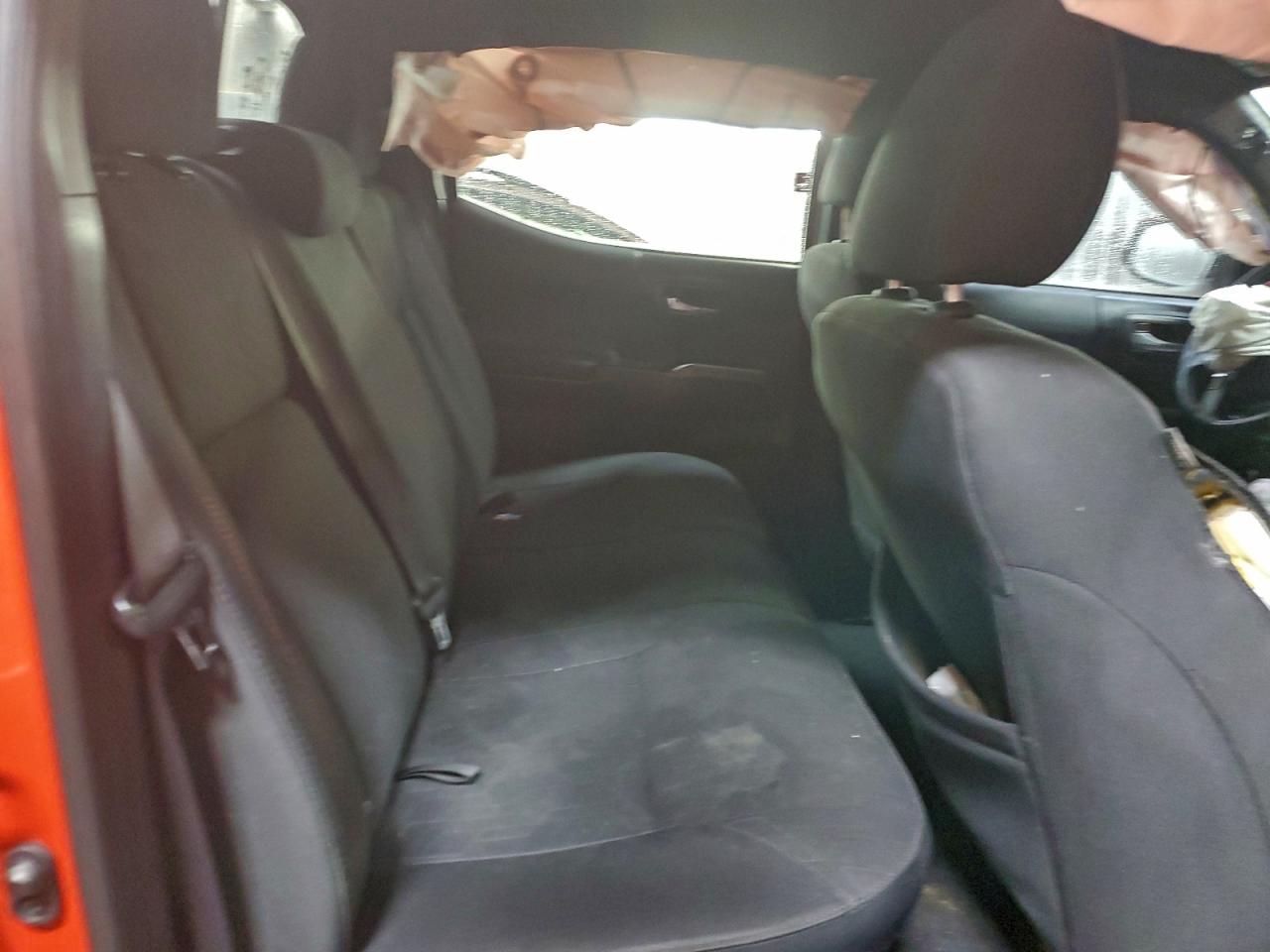 Toyota Tacoma Double Cab Image 10