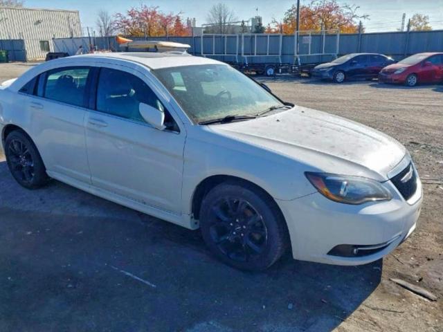  Salvage Chrysler 200