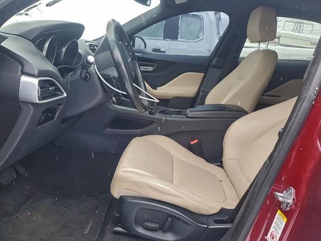 Jaguar F-PACE Premium Image 3