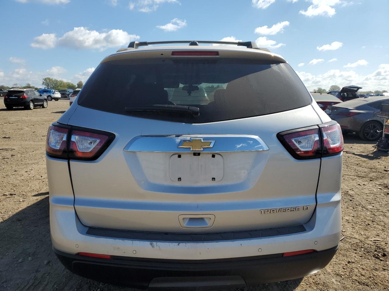Chevrolet Traverse Lt Image 8