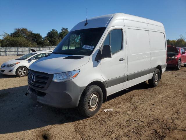  Salvage Mercedes-Benz Sprinter