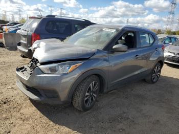  Salvage Nissan Kicks